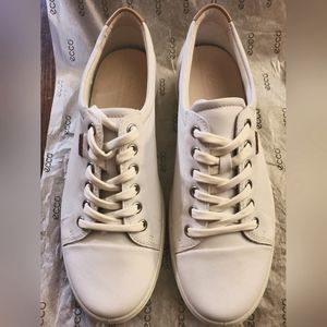 Ecco soft 7 sneaker, size 10-10.5